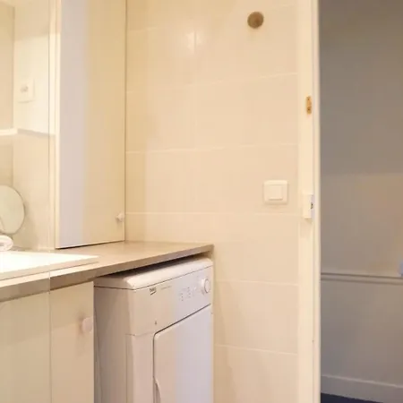 Peaceful 15Th Paris Apartment With Metro Access Paryż